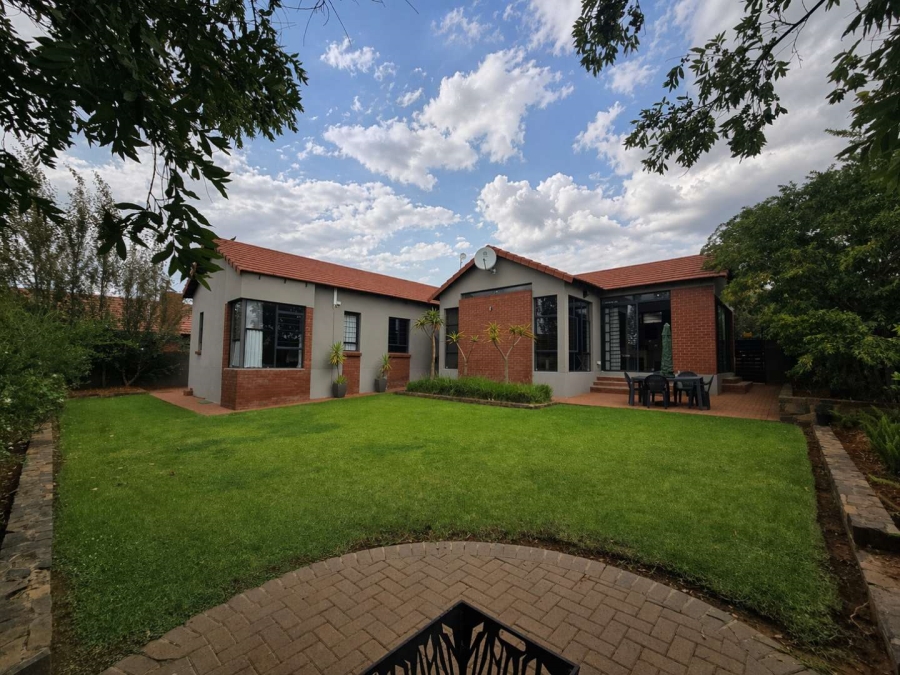 4 Bedroom Property for Sale in Wild Olive Estate Free State
